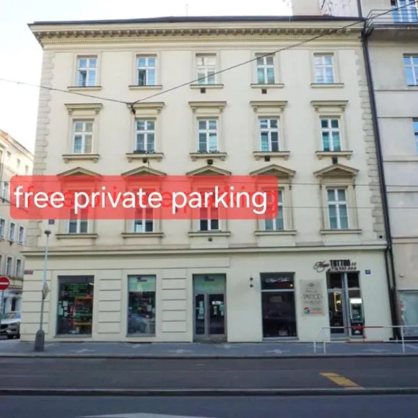 3Brothers Homestay, hotel a Praga