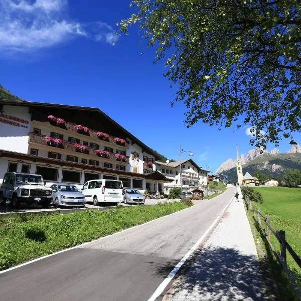 Albergo Arnica, hotel i Canazei