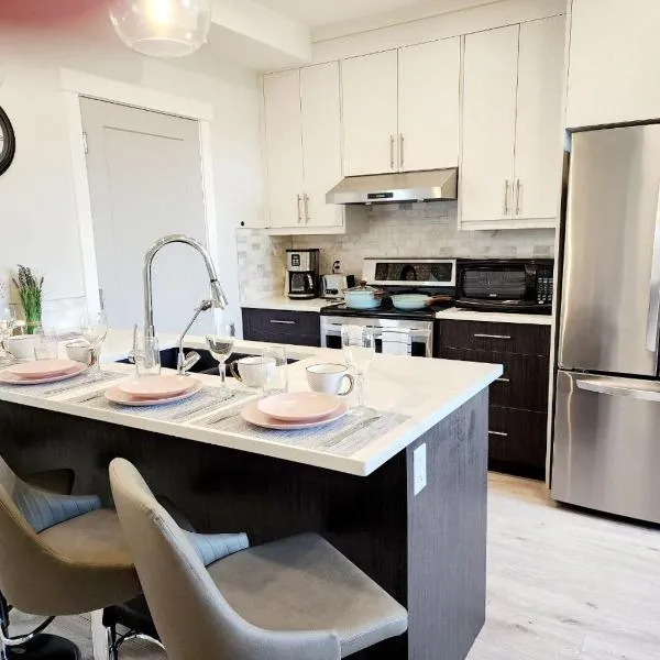 Luxury Cozy Basement Suite, hotel in Leduc