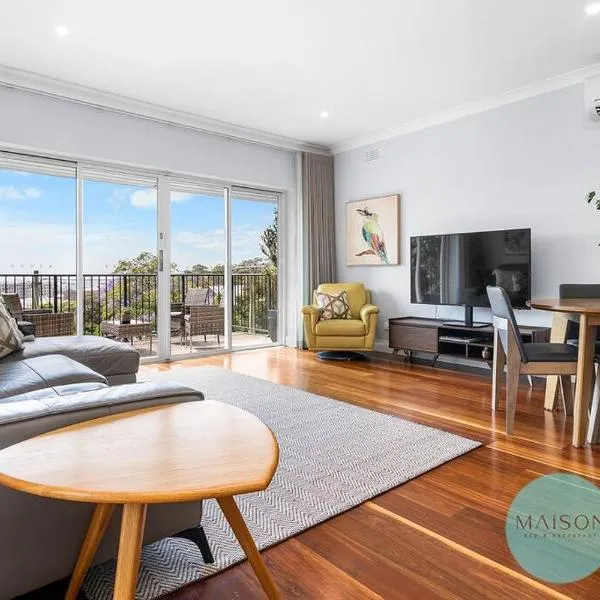 Stylish Sophistication with Leafy Newcastle Views!, hotel v destinaci Newcastle