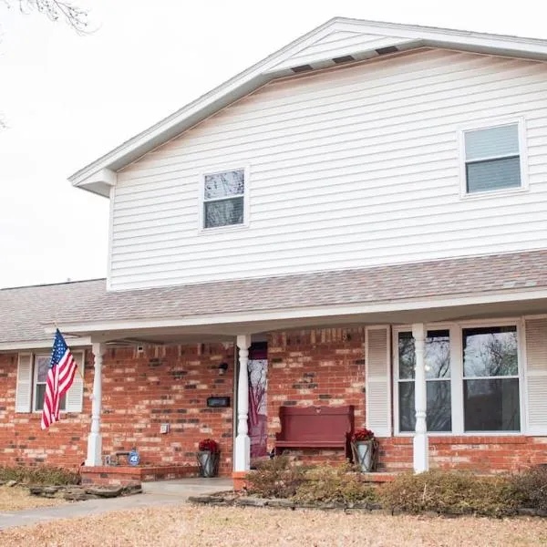 Ranch Style Home 4 Min 2 PW Merc, hotel in Pawhuska