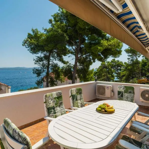 Awesome Home In Stomorska With House Sea View, khách sạn ở Stomorska