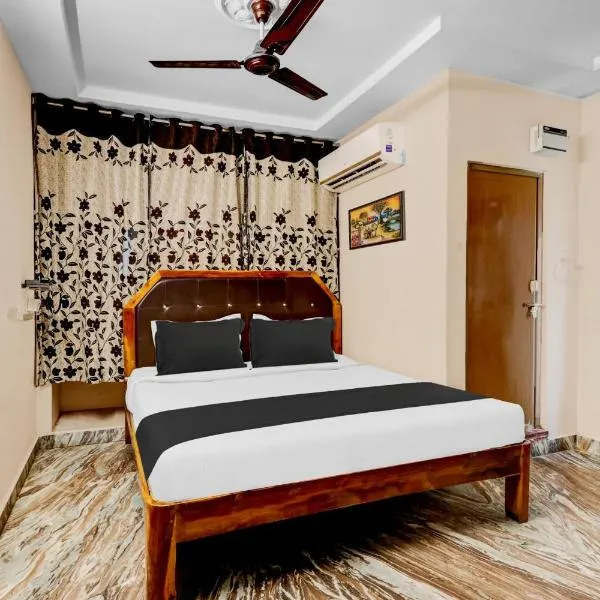 Super Hotel O Adarsh Nagar Near Kavya Hospital, hotel v destinaci Pedda Waltair