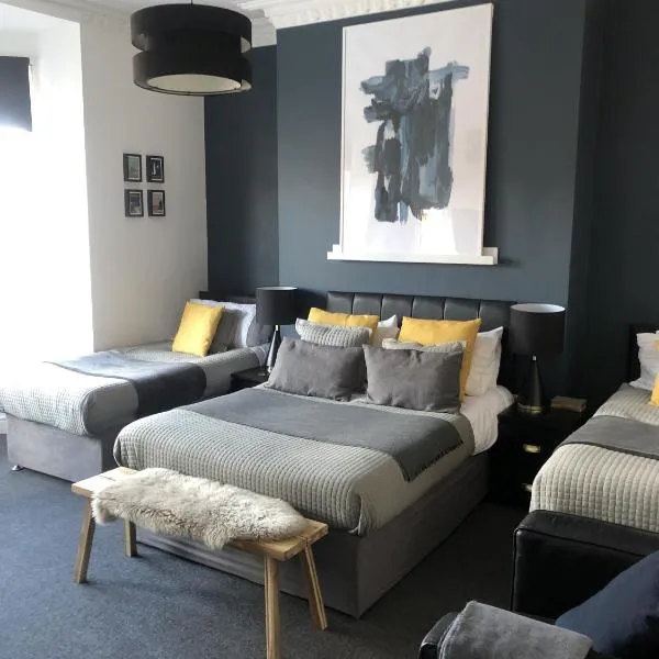 The Metropolitan Guest House, hotel v destinaci Whitley Bay