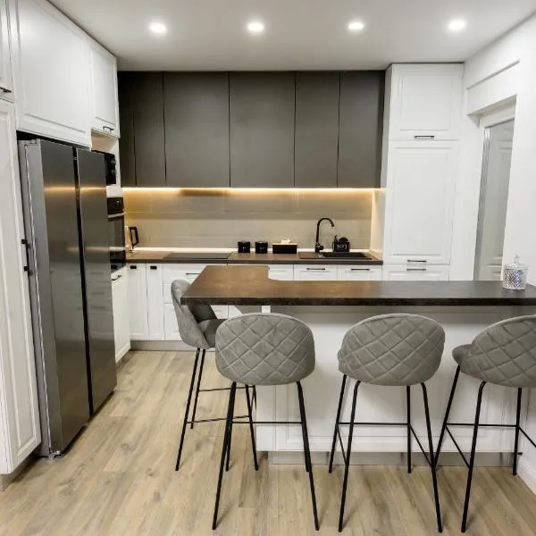 MAU Luxury Apartaments, hotel u gradu Sučava