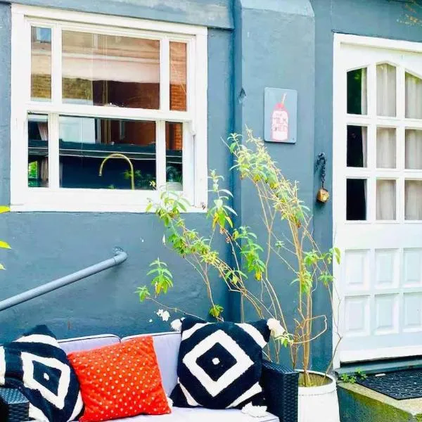 The Dairy - Seaside Couples Escape in Whitstable, hotel in Whitstable