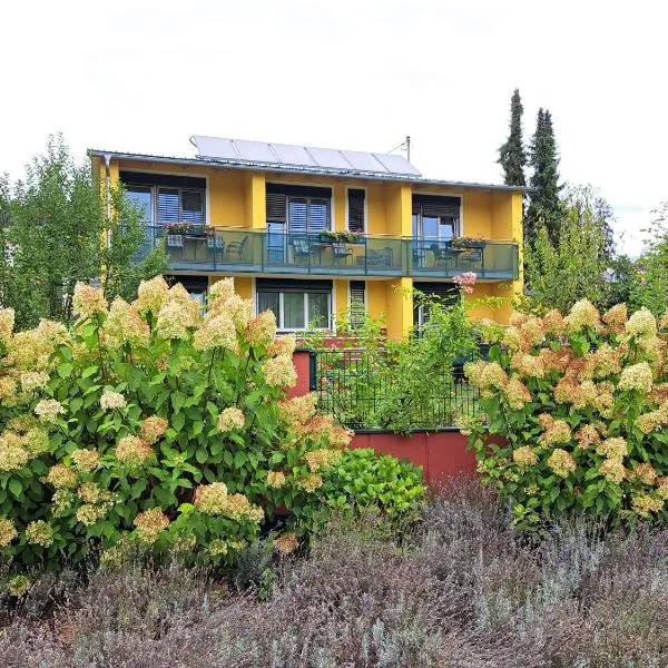 Ferienwohnungen Oliver Bayer, hotel v destinaci Bad Schallerbach