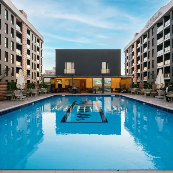 Caddem Inn Hotel, отель в Фамагусте