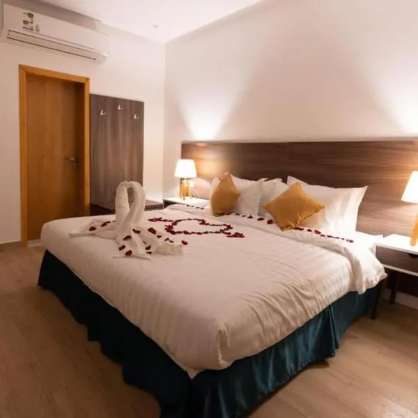 شاليه نور بشاطئ البرادايس بدرة العروس - للعائلات فقط, hotel en Durat Alarous