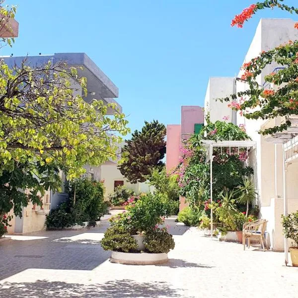 Evina Rooms & Suites, hotel v destinácii Kokkíni Chánion