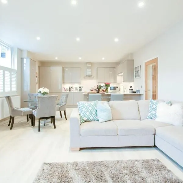 Elegant Epsom Flat in Period Building, hotel in Epsom