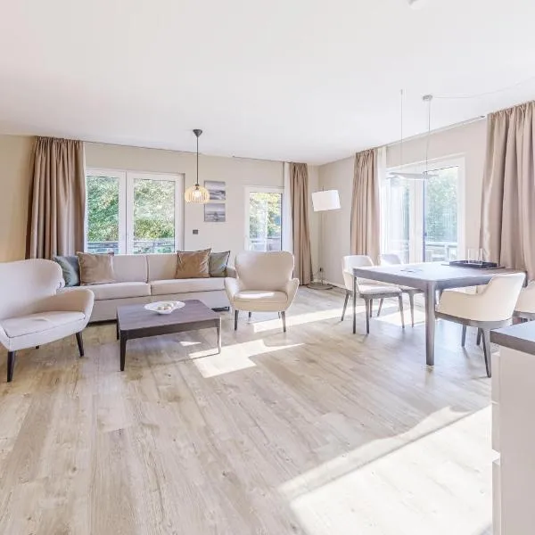 5 Sterne Ferienwohnung Seezeit、ヴストロのホテル
