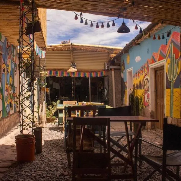 Giramundo Hostel, hotel in Humahuaca