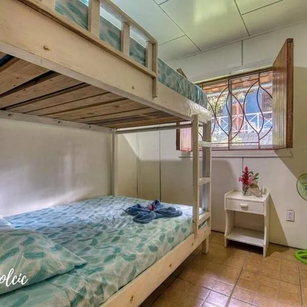 Dormitorio 3#, hotel sa Cocles