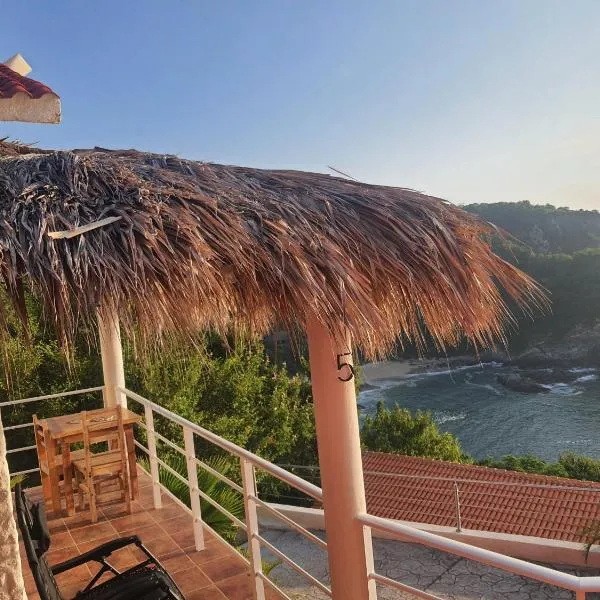 Bungalow Maya Luna, hotel en Playa Estacahuite