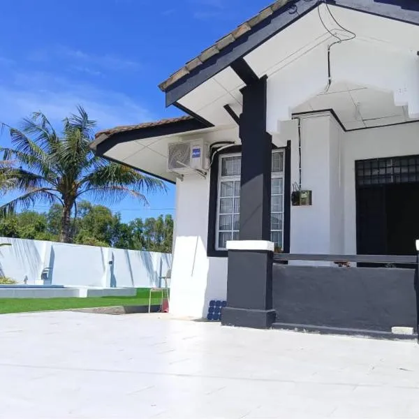 Caza Cottage Terengganu, hotel en Kampong Gong Badak