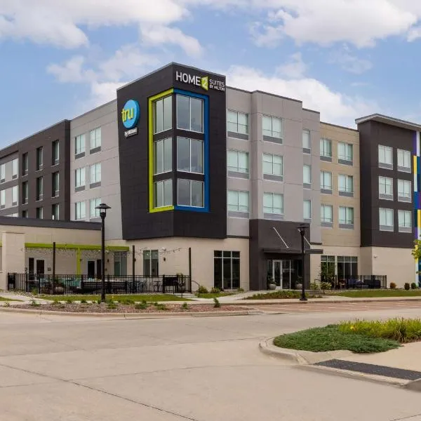 Home2 Suites By Hilton Ankeny, hotel in Ankeny