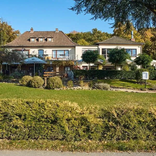 Hotel Restaurant Waldschlößchen, hotel in Lienen