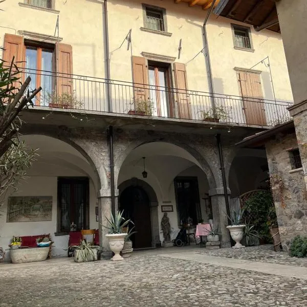 B&B Al Caseificio, hotel v destinaci Barghe