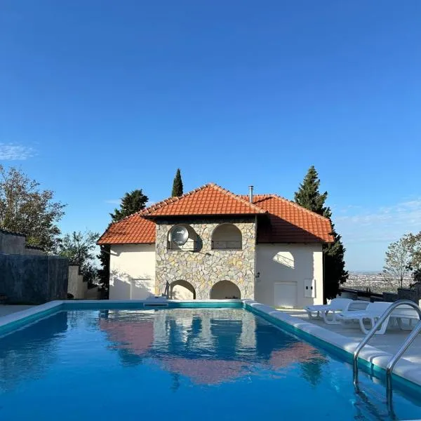 Vila ISKRA, hotel v destinaci Novi Sad