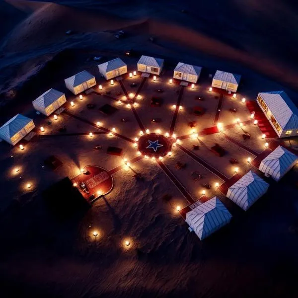 Merzouga Glamping With AC, hotel a Merzouga
