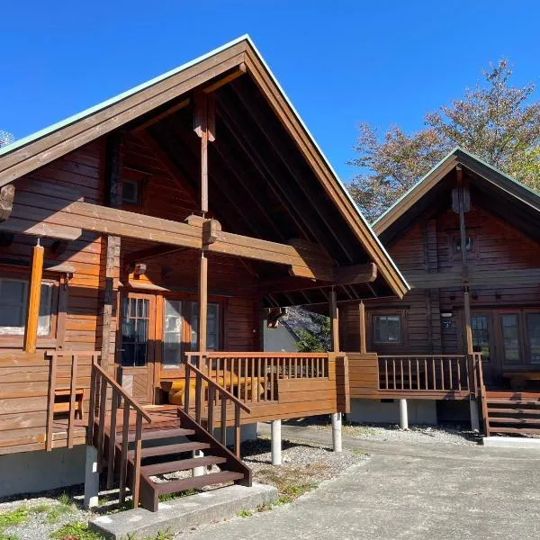 Three Peaks Log スリーピークス ログ, hotel in Hakuba