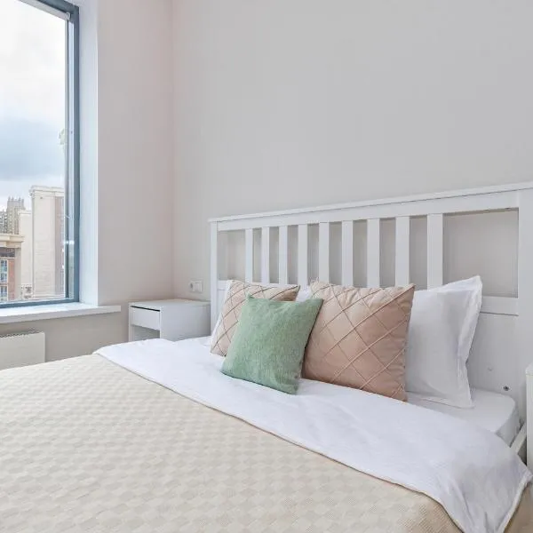 Квартира с шикарным видом в ЖК AVENUE 5, hotel in Astana