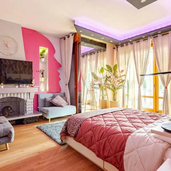Flytosuite,it 25 POSTI LETTO Parcheggio libero BOLOGNA AEROPORTO, hotel v destinácii Calderara di Reno