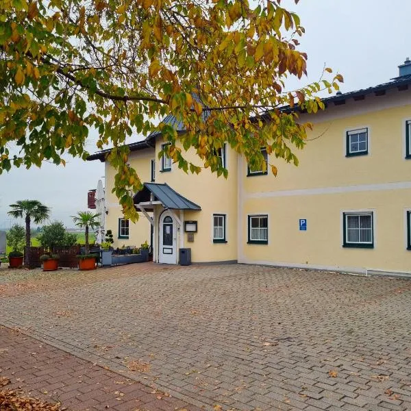 Zur Turmstube, hotel in Dossenheim