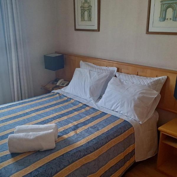 FLAT EM PINHEIROS, METRO CLINICAS, otima localização - Foto 2
