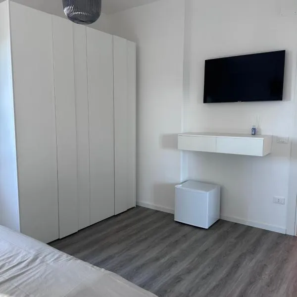 MareLuna B&B, hotel in Manfredonia
