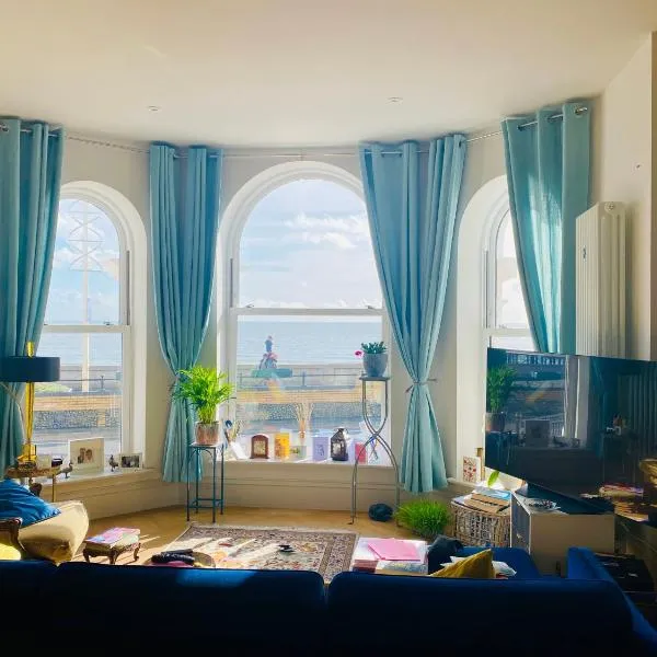 One Double bedroom with en-suite at the Royal - Homestay - not Hotel, hotel v destinaci Bognor Regis