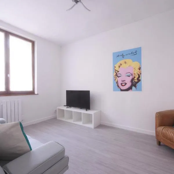 Appartement Wahrol, hotel v destinaci Bellegarde-sur-Valserine