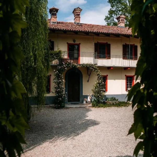 Le Suite di Borgo Casa Scaparone, hotel v destinaci Biglini