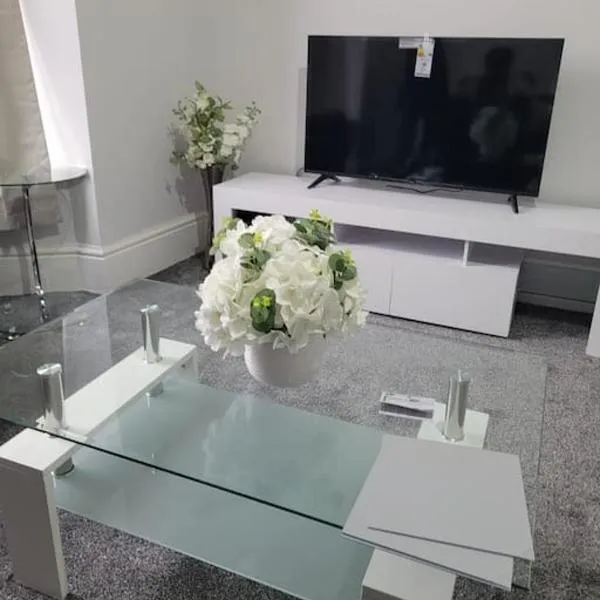Large 5 Bedrooms in Sheffield, Near City Centre & Parks, hotel v destinaci Nether Edge