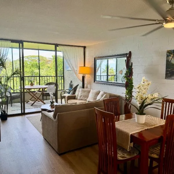 Direct Oceanfront Mauna Loa Shores Honu Elua #508 next to Carlsmith Beach park, Hilo HI, hotel v destinaci Hilo