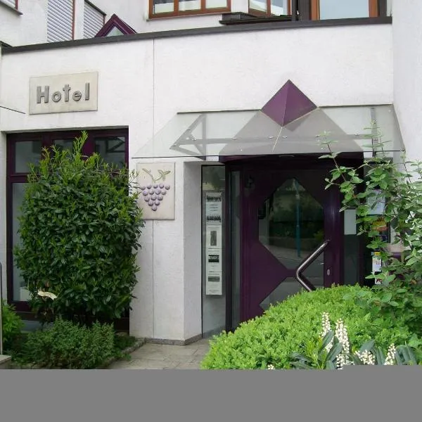 Hotel Gasthof Traube, hotel em Altbach