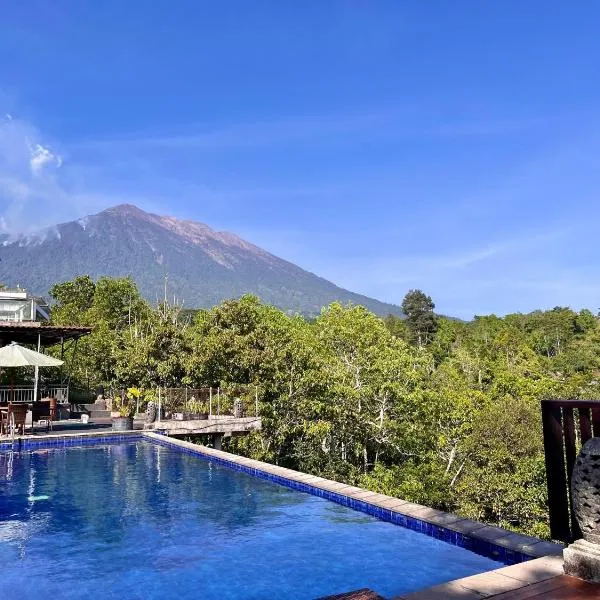 Puri Karang Besakih, hotel v destinaci Menanga