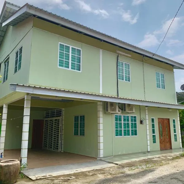 TIARA INN Homestay 2 Tingkat Pontian Johor – hotel w mieście Pontian Besar