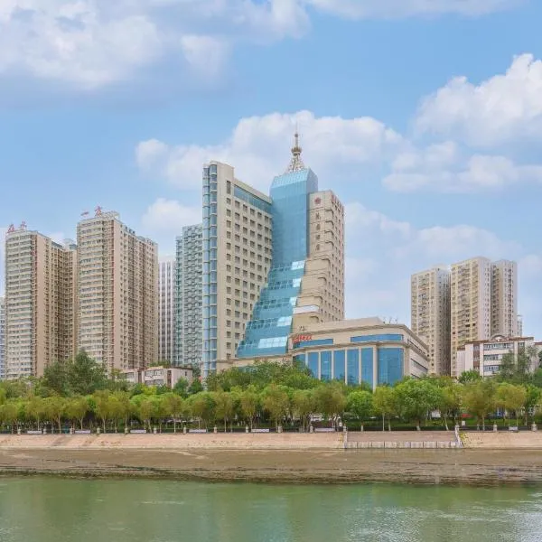 库尔勒梨城花园酒店, khách sạn ở Khố Nhĩ Lặc