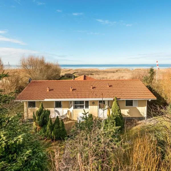 Beautiful Home In Jægerspris With Wifi, hotel v destinaci Jægerspris