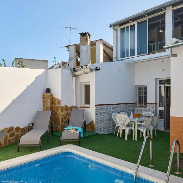 Casa Ángeles, hotel v destinácii Cuevas Bajas
