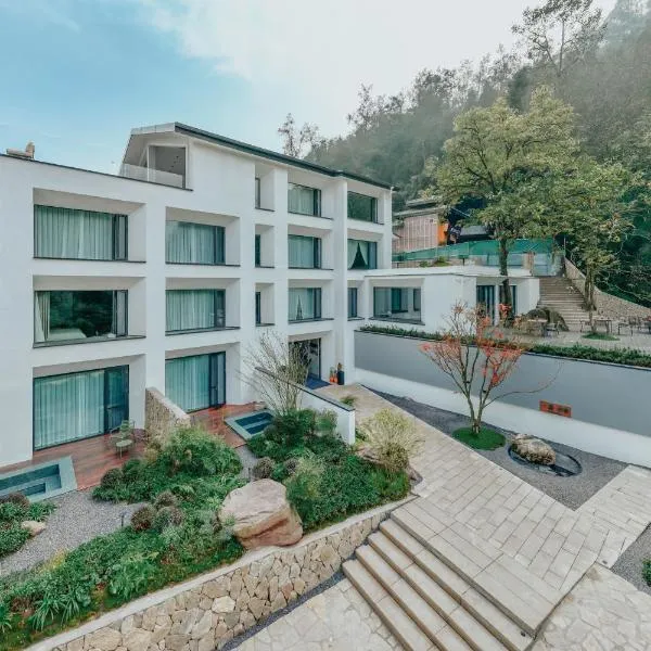 峨眉山和院一溪清音酒店, hotel v destinaci E-mej-šan