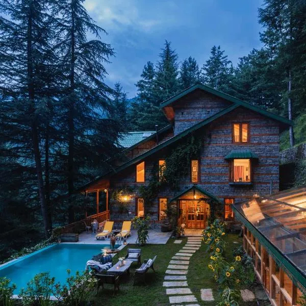 Kudrat - A Boutique Homestay- Tirthan Valley, hotel v destinaci Banjār