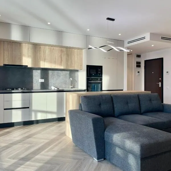 Apartment No 503 Lebada Lake Residence, hotel in Pantelimon