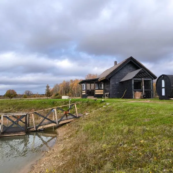 Brīvdienu māja Pakavi, hotel in Skulte