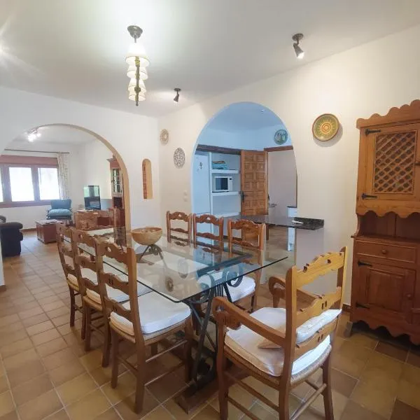 Casa Rural en Valmuel El Arquero, hotel v destinaci Valmuel