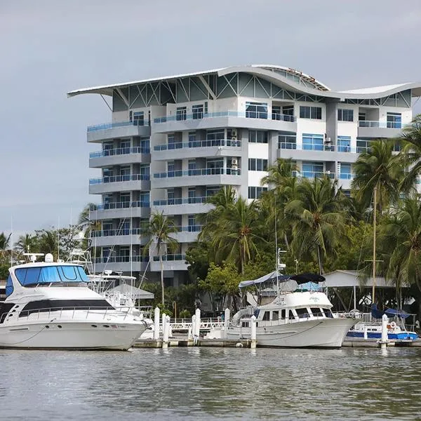 Puerto Azul Hotel, hotell sihtkohas Puntarenas