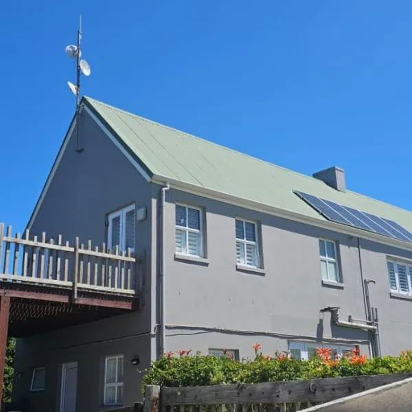 The Beech Way Cottage, Hotel in Cape St. Francis