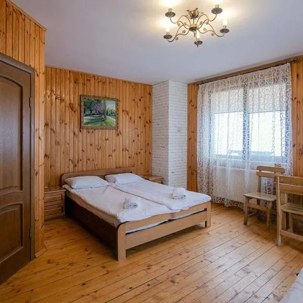 Готель Красія Резорт, hotel u gradu Viška
